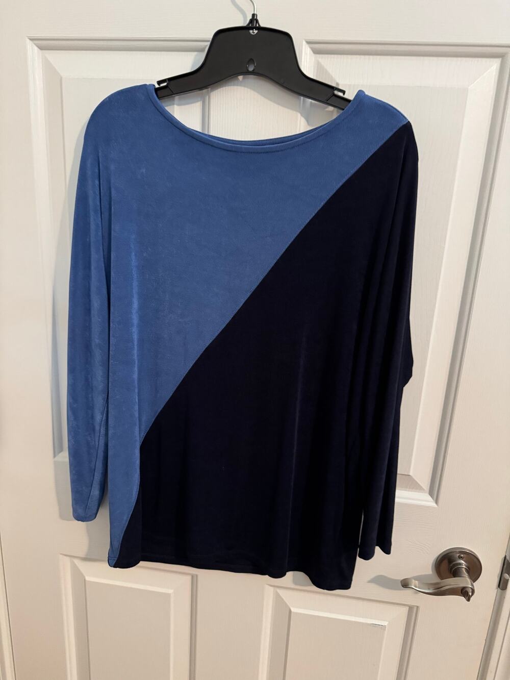 Chico's Travelers Knit Colorblock Tunic Top Blue Black Size 1 (8/10)